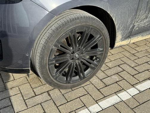 2024 Land Rover Range Rover P400 SE