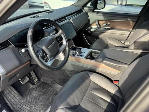 2024 Land Rover Range Rover P400 SE