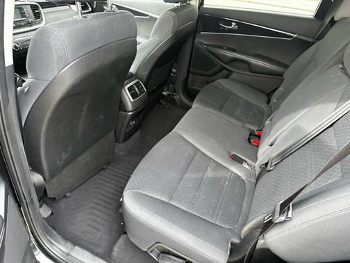 2018 Kia Sorento L