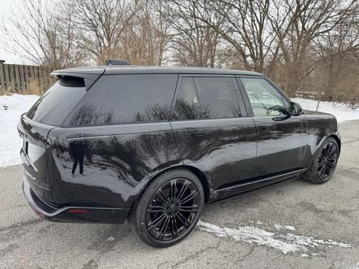 2026 Land Rover Range Rover P400 SE