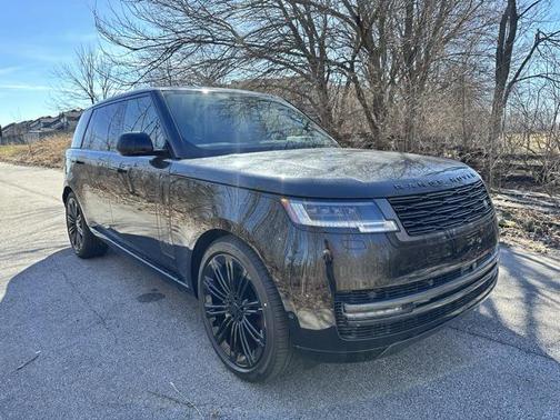 2026 Land Rover Range Rover P400 SE 7 Seat