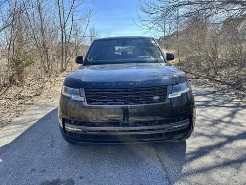 2026 Land Rover Range Rover P400 SE 7 Seat