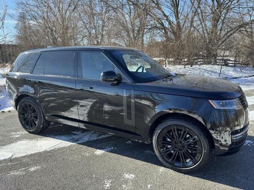 2026 Land Rover Range Rover P400 SE 7 Seat