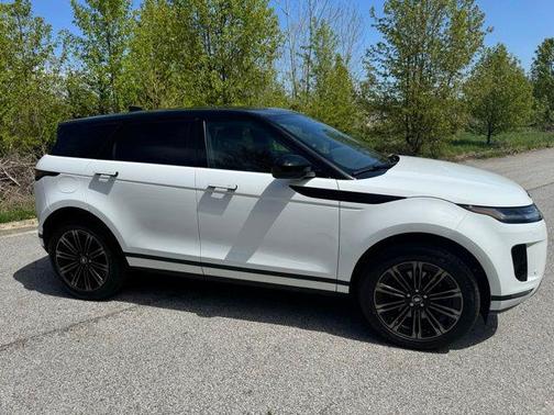 Fuji White 2026 Land Rover Range Rover Evoque Core S
