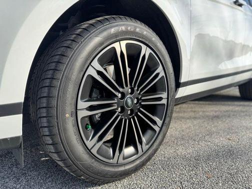 Fuji White 2026 Land Rover Range Rover Evoque Core S