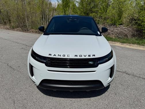 Fuji White 2026 Land Rover Range Rover Evoque S