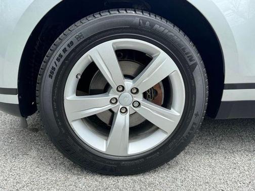 Indus Silver Metallic 2019 Land Rover Range Rover Velar P250 S