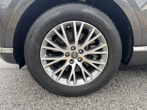 Makalu Gray 2024 Genesis GV80 2.5T