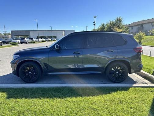 2020 BMW X5 M50i
