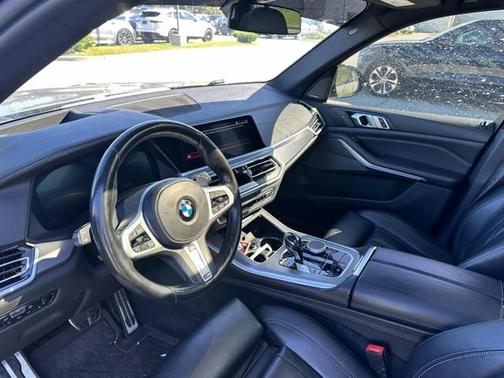 2020 BMW X5 M50i