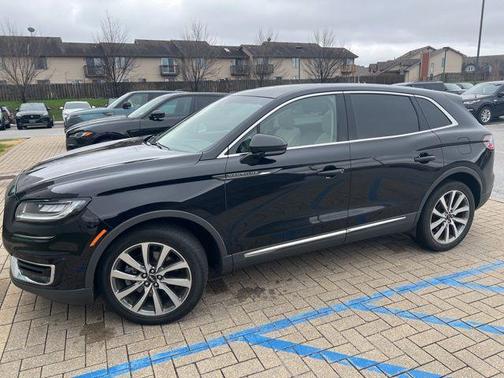 Infinite Black Metallic 2019 Lincoln Nautilus Select