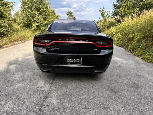 2017 Dodge Charger SXT