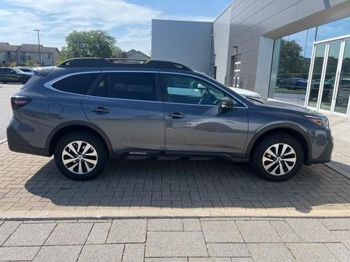 2022 Subaru Outback Premium