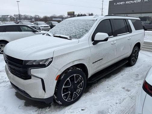 2023 Chevrolet Suburban RST