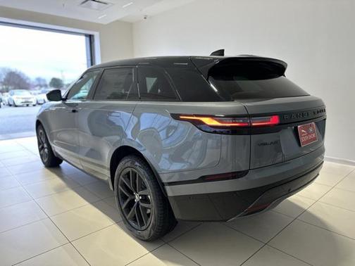 2026 Land Rover Range Rover Velar P250 SE R-Dynamic