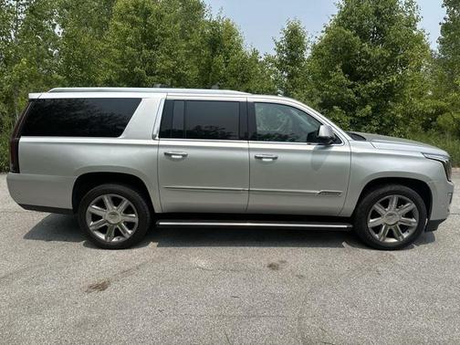 2017 Cadillac Escalade ESV Premium Luxury