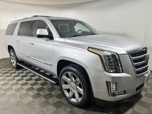 2017 Cadillac Escalade ESV Premium Luxury