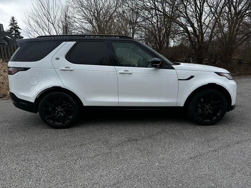 White 2023 Land Rover Discovery P300 S R-Dynamic