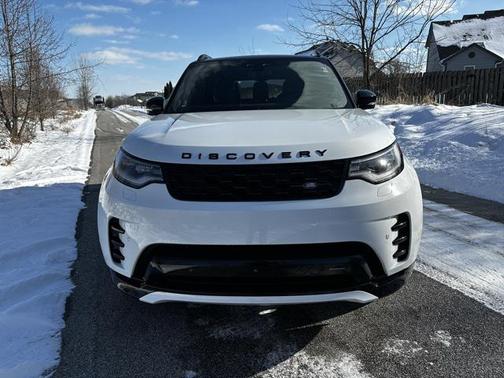 2023 Land Rover Discovery P300 S R-Dynamic