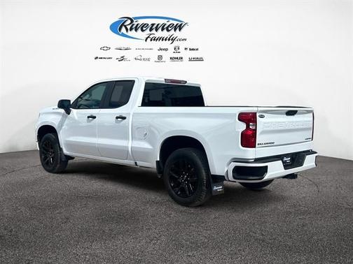 White 2024 Chevrolet Silverado 1500 Custom