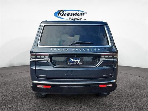 2023 Jeep Grand Wagoneer L Series II 4x4