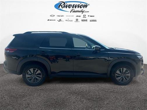 2024 Nissan Pathfinder SV 4WD