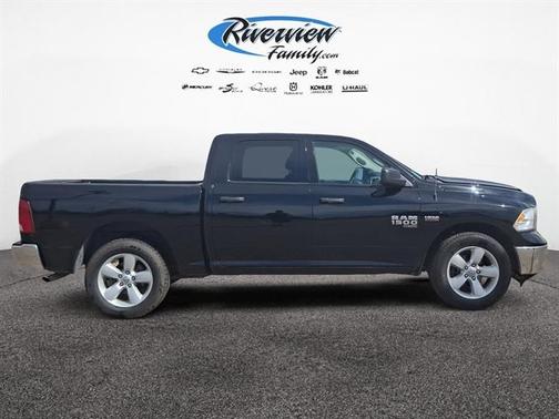 2022 RAM 1500 Classic SLT