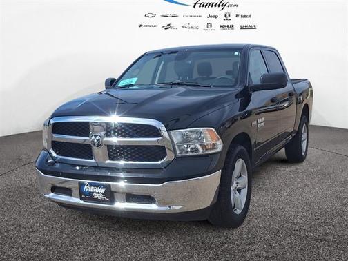 2022 RAM 1500 Classic SLT
