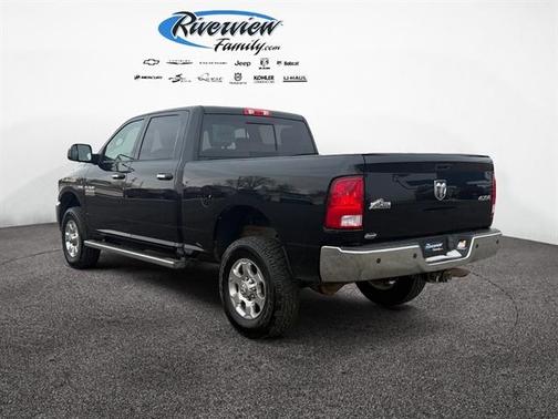 2017 RAM 2500 Big Horn Crew Cab 4x4 6'4' Box