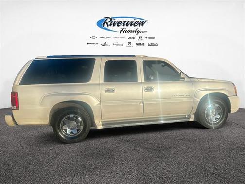 2005 Cadillac Escalade ESV Standard