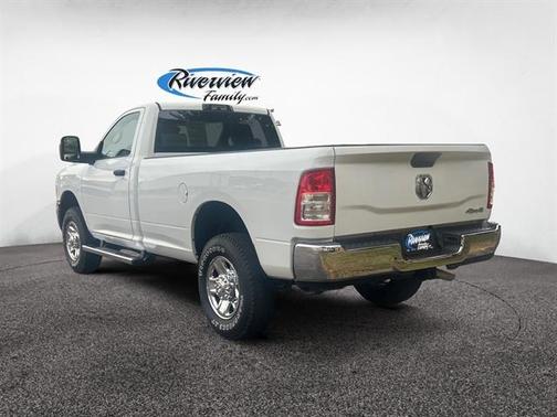 2023 RAM 3500 Tradesman Regular Cab 4x4 8' Box