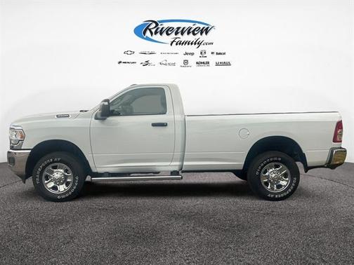 2023 RAM 3500 Tradesman Regular Cab 4x4 8' Box
