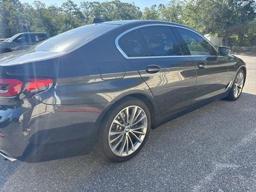 Dark Graphite Metallic 2022 BMW 530 i