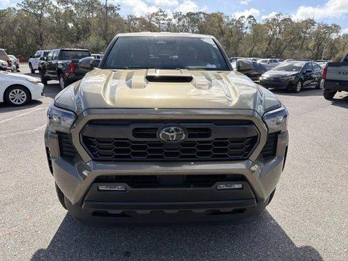 Bronze 2025 Toyota Tacoma Hybrid TRD