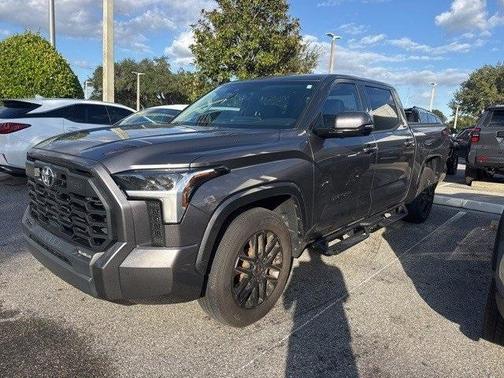 2022 Toyota Tundra SR5