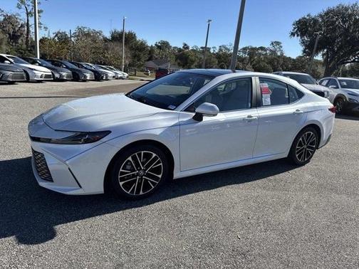 2025 Toyota Camry XLE