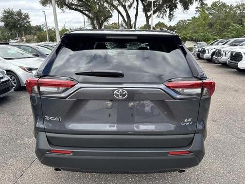 2025 Toyota RAV4 Hybrid LE
