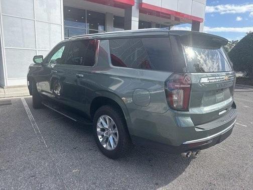 2024 Chevrolet Suburban Premier