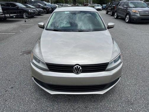 Silver Metallic 2014 Volkswagen Jetta SE
