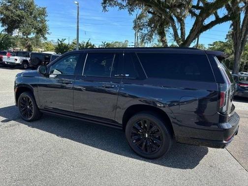 2024 Cadillac Escalade ESV Sport Platinum