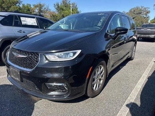 2024 Chrysler Pacifica Touring-L