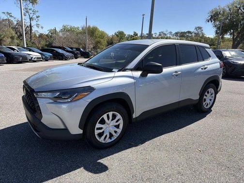 Sonic Silver 2023 Toyota Corolla Cross L