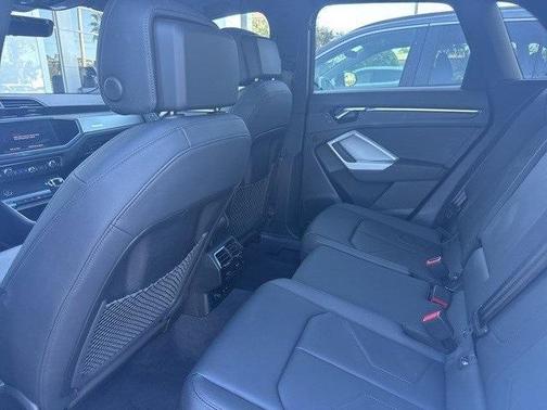 2024 Audi Q3 45 S line Premium