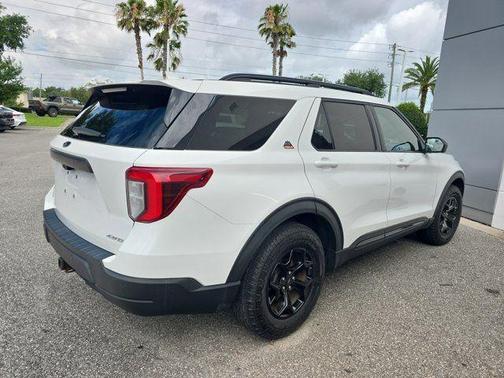 White Metallic 2022 Ford Explorer Timberline