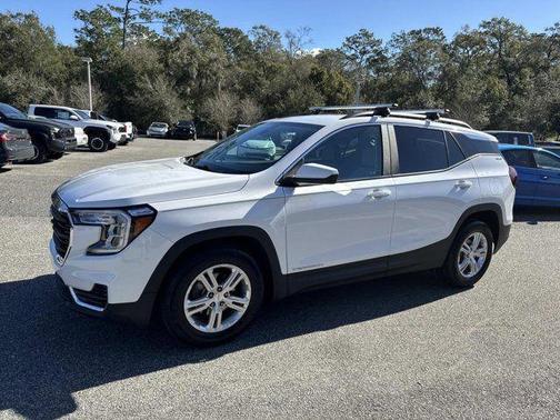 Summit White 2022 GMC Terrain SLE