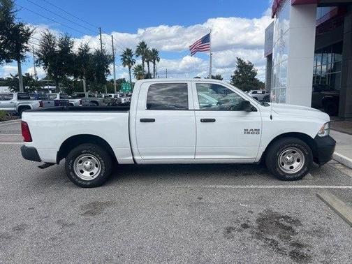 2018 RAM 1500 ST