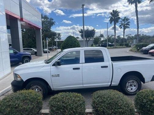 2018 RAM 1500 ST