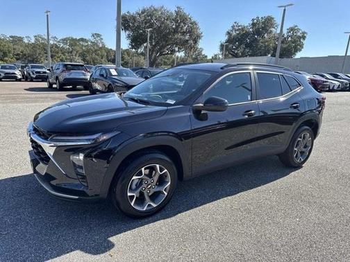 2025 Chevrolet Trax LT