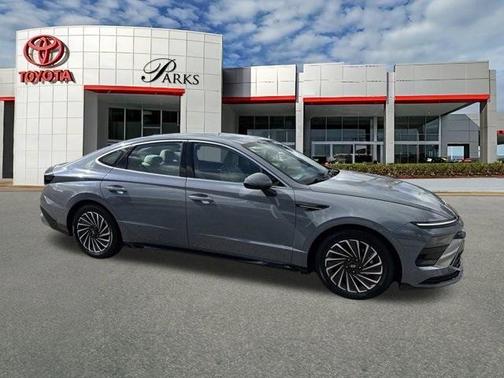 2024 Hyundai SONATA Hybrid SEL