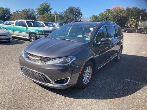 2020 Chrysler Pacifica Touring-L